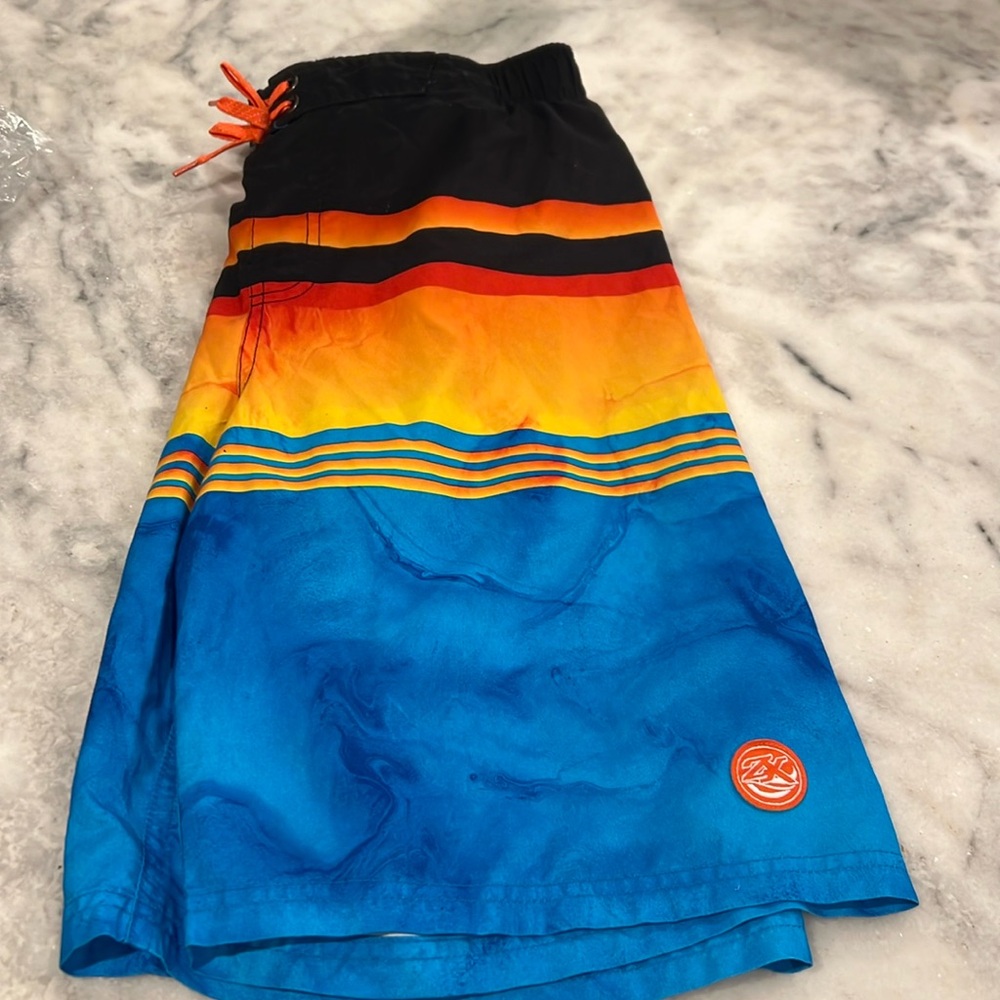 Boys Board shorts w shorts lining